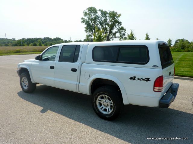 2003 Dodge Dakota 4dr LX 4WD Auto