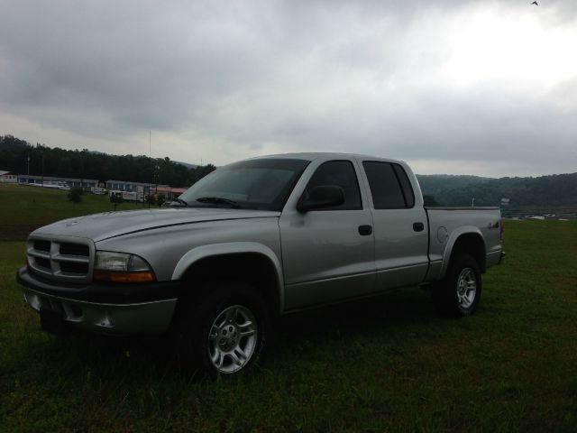 2003 Dodge Dakota 4dr LX 4WD Auto