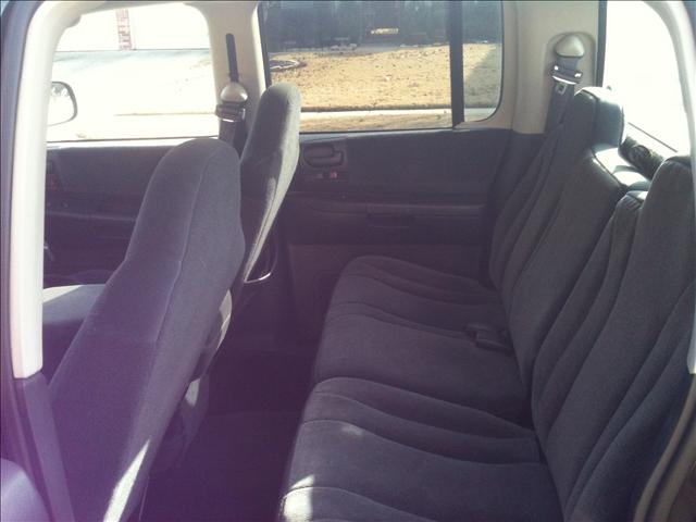 2003 Dodge Dakota Unknown