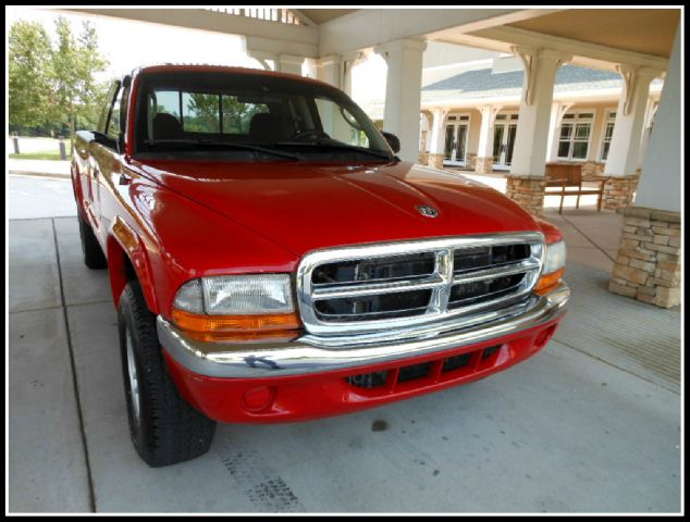 2003 Dodge Dakota 2dr Sport Coupe AMG