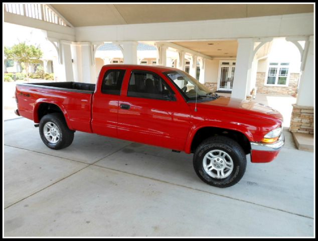 2003 Dodge Dakota 2dr Sport Coupe AMG