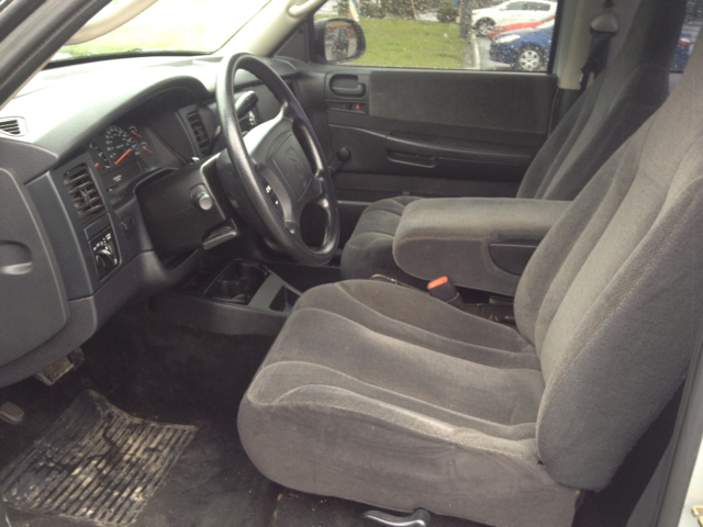 2003 Dodge Dakota GLS w/CD XM