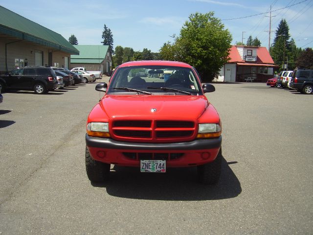 2003 Dodge Dakota 4dr LX 4WD Auto