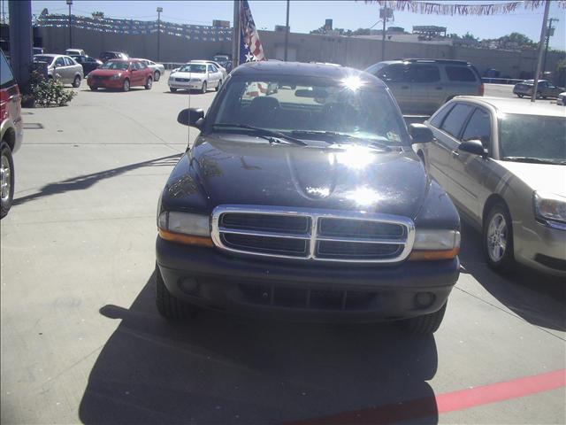 2004 Dodge Dakota ES Sport