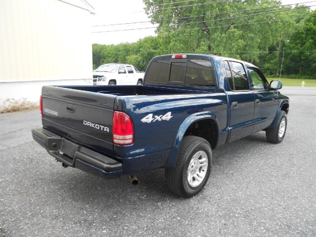 2004 Dodge Dakota 4dr LX 4WD Auto