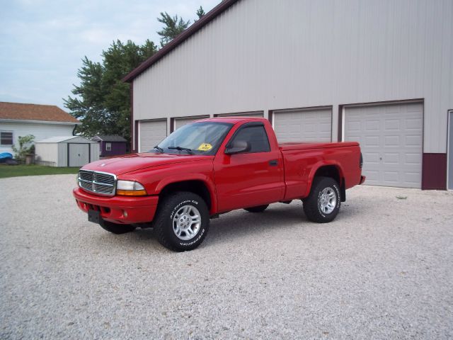 2004 Dodge Dakota Elk Conversion Van