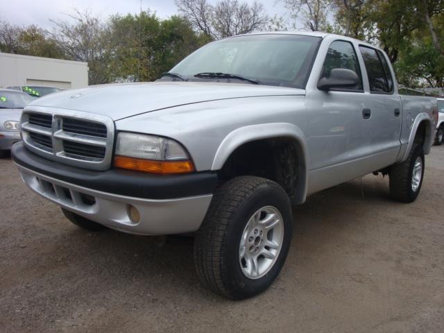 2004 Dodge Dakota ES Sport