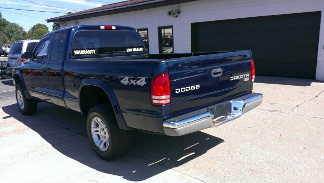 2004 Dodge Dakota SLT