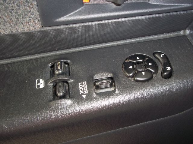 2004 Dodge Dakota Extended Cab V8 LT W/1lt