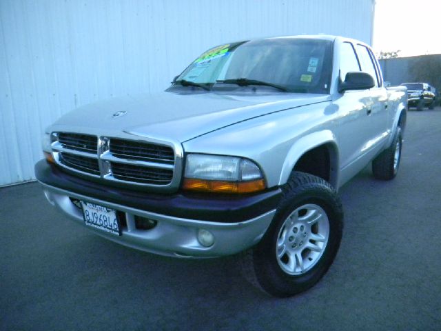 2004 Dodge Dakota 4dr LX 4WD Auto