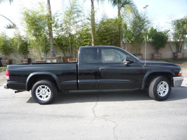 2004 Dodge Dakota SLT