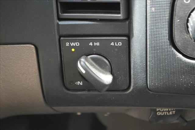 2004 Dodge Dakota SLT