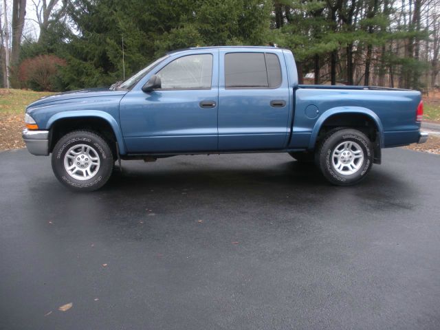 2004 Dodge Dakota Collection Rogue