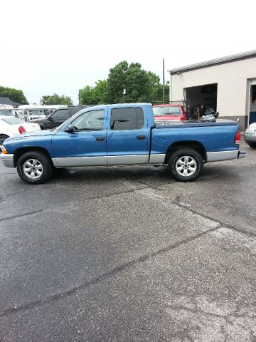 2004 Dodge Dakota LS ES