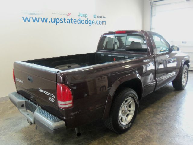 2004 Dodge Dakota 4dr Sdn S Auto