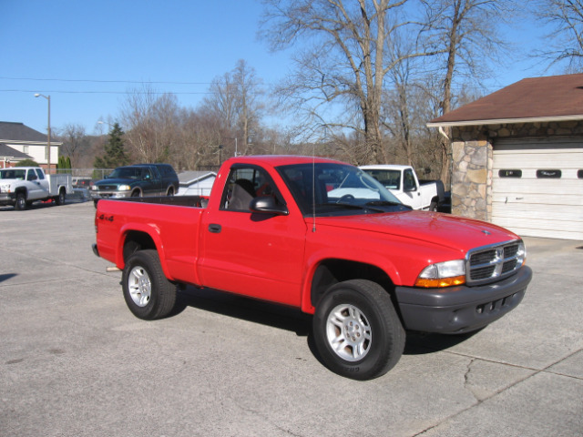 2004 Dodge Dakota Wolfsburg Edition Sedan