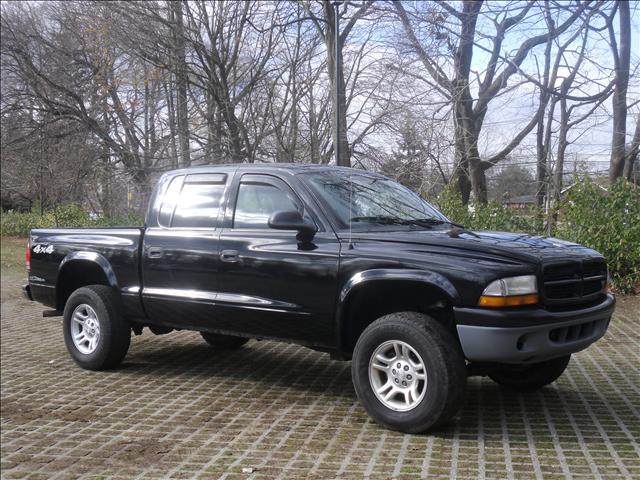 2004 Dodge Dakota ES Sport