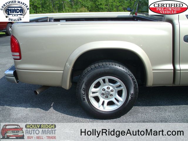2004 Dodge Dakota LS ES