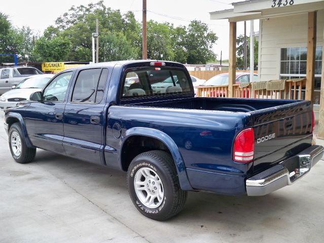 2004 Dodge Dakota LS ES