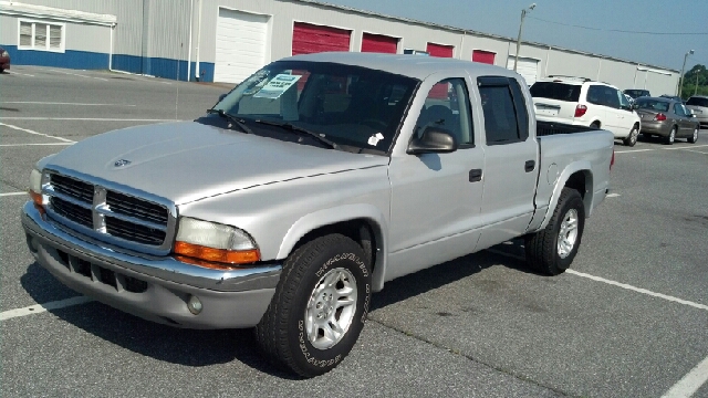2004 Dodge Dakota LS ES