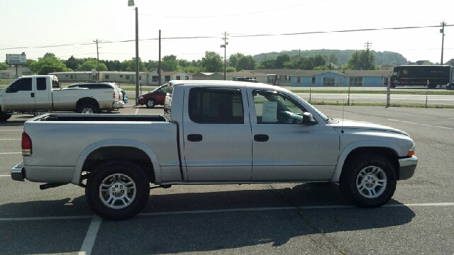 2004 Dodge Dakota LS ES