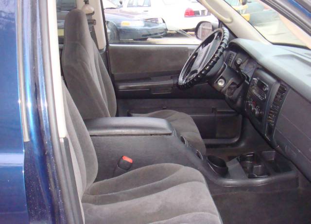 2004 Dodge Dakota Unknown