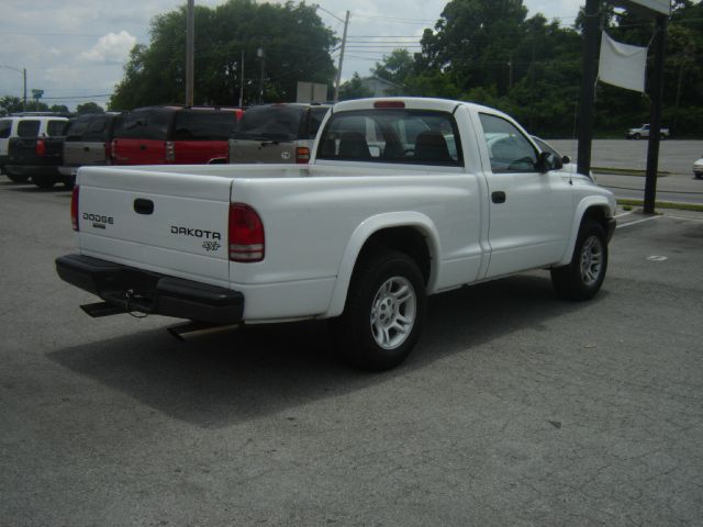 2004 Dodge Dakota 4dr Sdn S Auto
