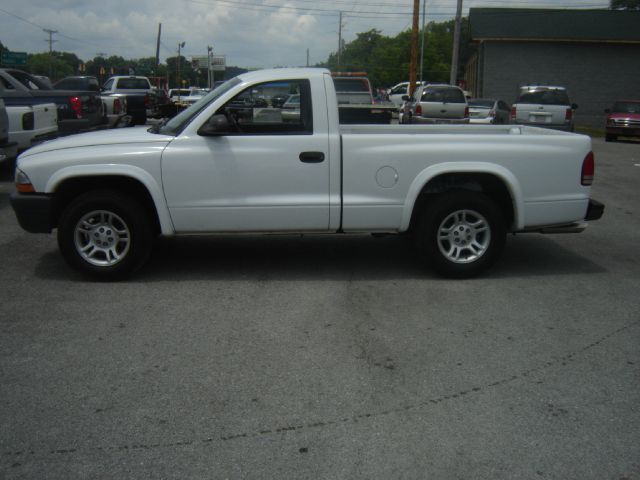 2004 Dodge Dakota 4dr Sdn S Auto
