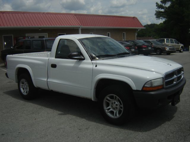2004 Dodge Dakota 4dr Sdn S Auto