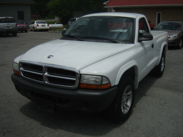2004 Dodge Dakota 4dr Sdn S Auto