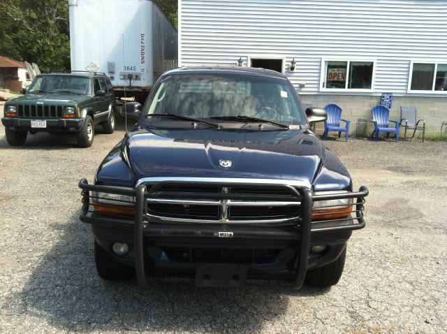 2004 Dodge Dakota 2dr Cpe GLS TDI Manual