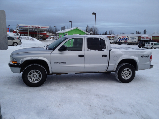 2004 Dodge Dakota 4dr LX 4WD Auto