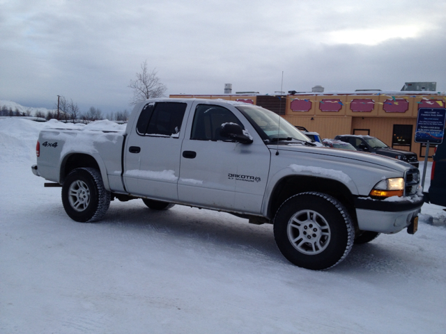 2004 Dodge Dakota 4dr LX 4WD Auto
