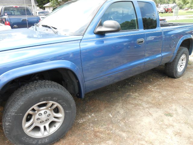 2004 Dodge Dakota 2dr Sport Coupe AMG