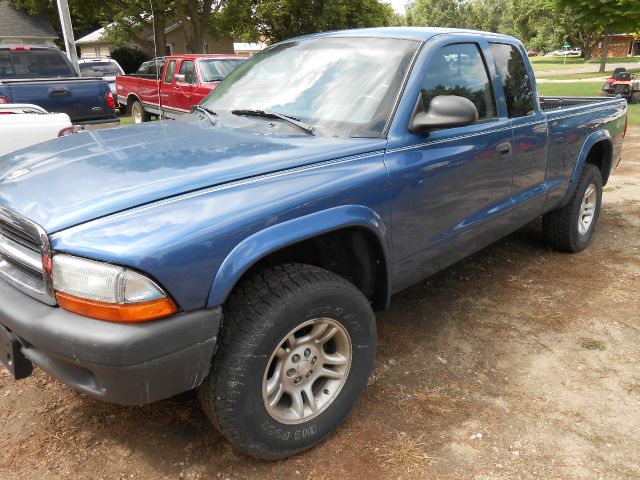 2004 Dodge Dakota 2dr Sport Coupe AMG