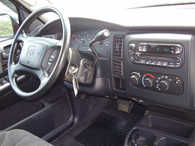 2004 Dodge Dakota Sport X