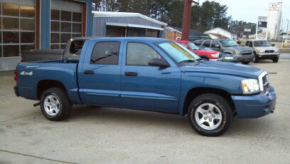 2005 Dodge Dakota Collection Rogue