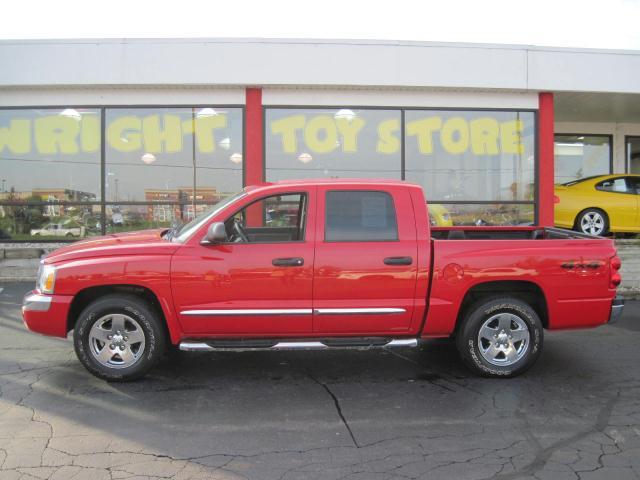 2005 Dodge Dakota SL2