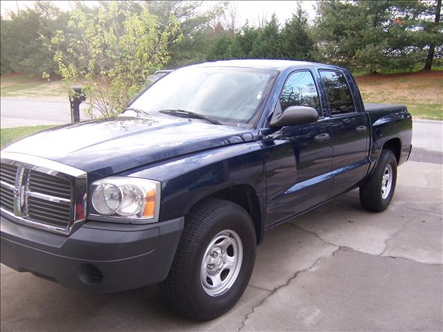 2005 Dodge Dakota Unknown