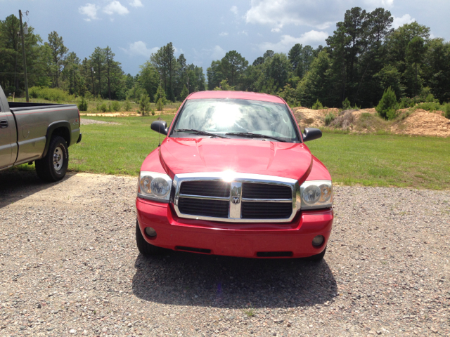 2005 Dodge Dakota LS ES
