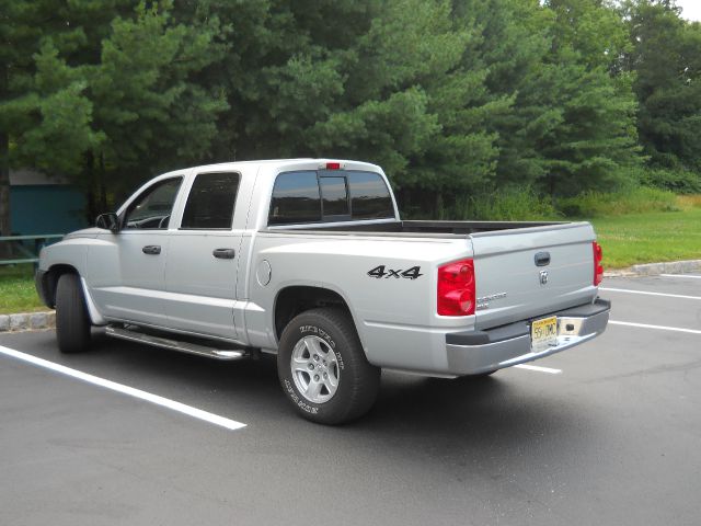 2005 Dodge Dakota Collection Rogue
