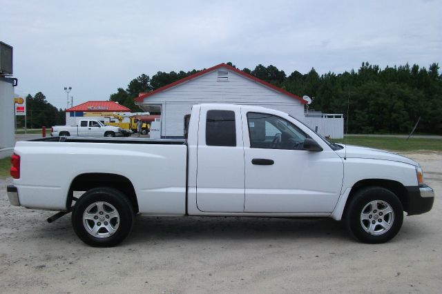 2005 Dodge Dakota SLT 4-door 4WD