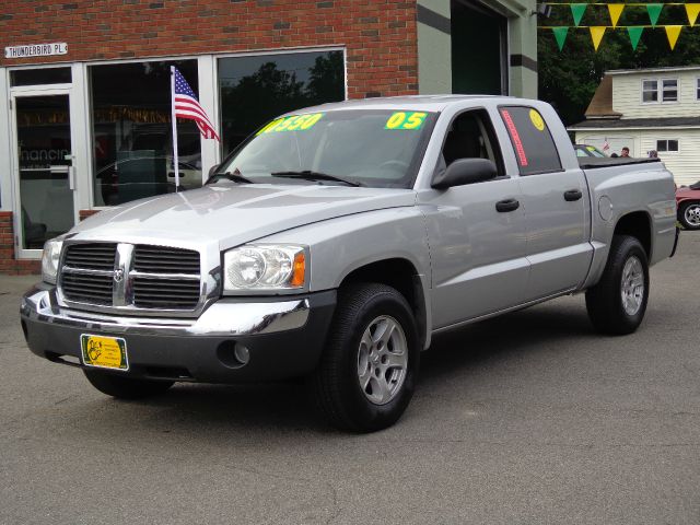 2005 Dodge Dakota Collection Rogue