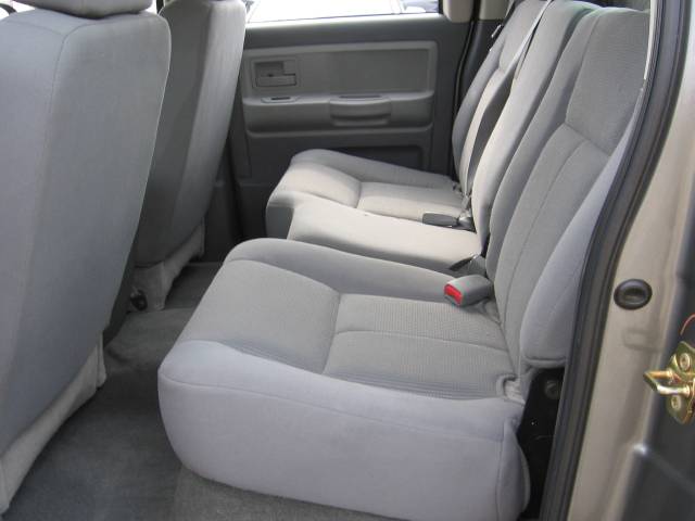 2005 Dodge Dakota SLT