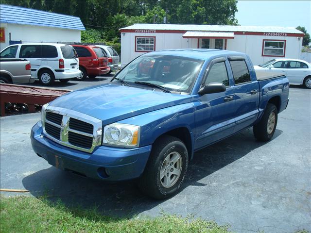 2005 Dodge Dakota SLT