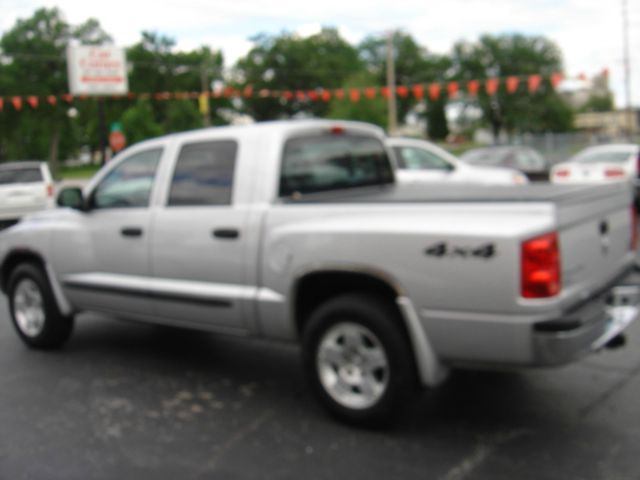 2005 Dodge Dakota Collection Rogue