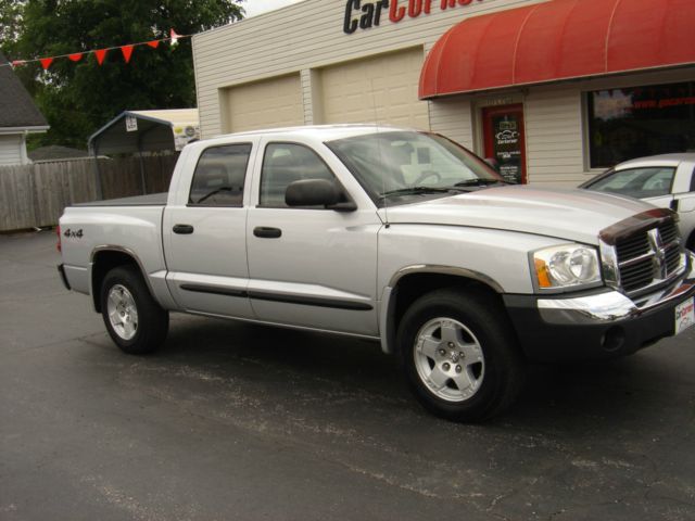 2005 Dodge Dakota Collection Rogue