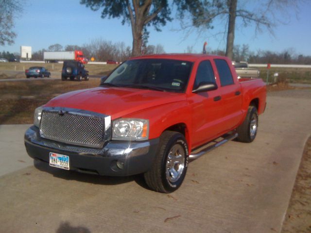 2005 Dodge Dakota LS ES