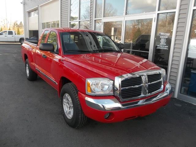 2005 Dodge Dakota SE Sport Wagon 4D