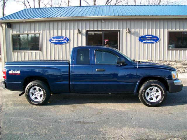 2005 Dodge Dakota SLT